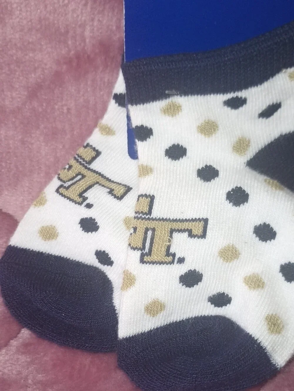 Georgia Tech Toddler Polka Dot Socks - White & Black with Gold Accent